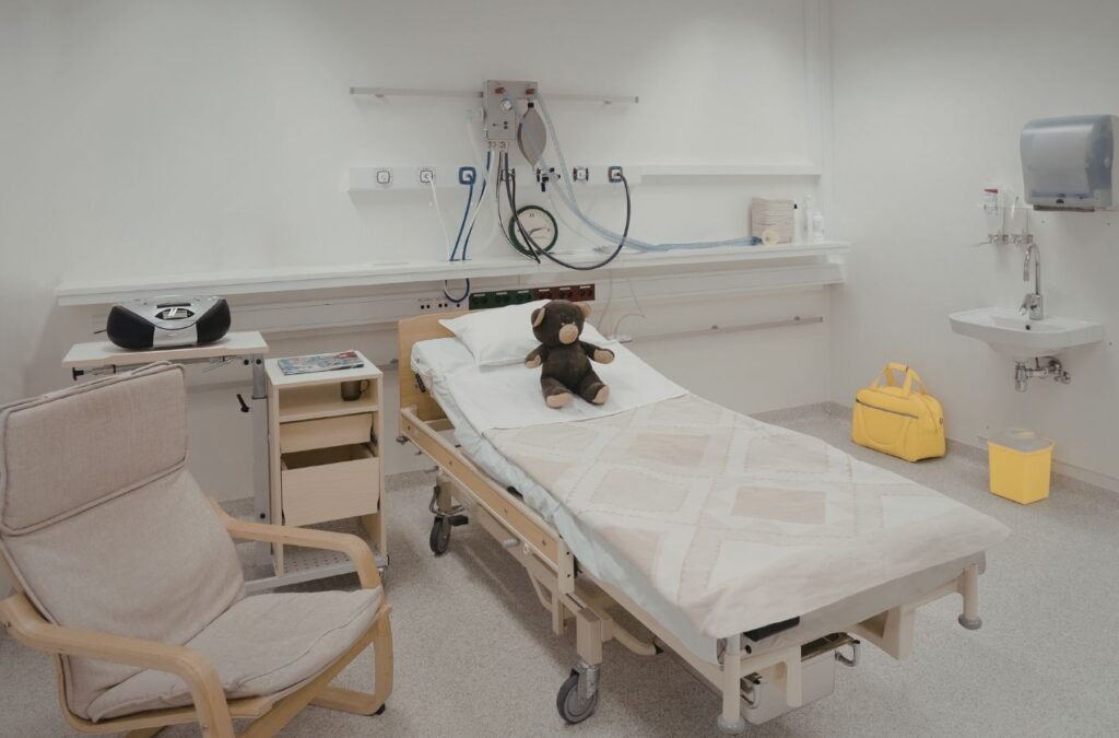 MM Commercial Cleaning team delivering efficient construction cleanup in Niagara, NY, clearing jobsite dust and waste with professional-grade equipment.